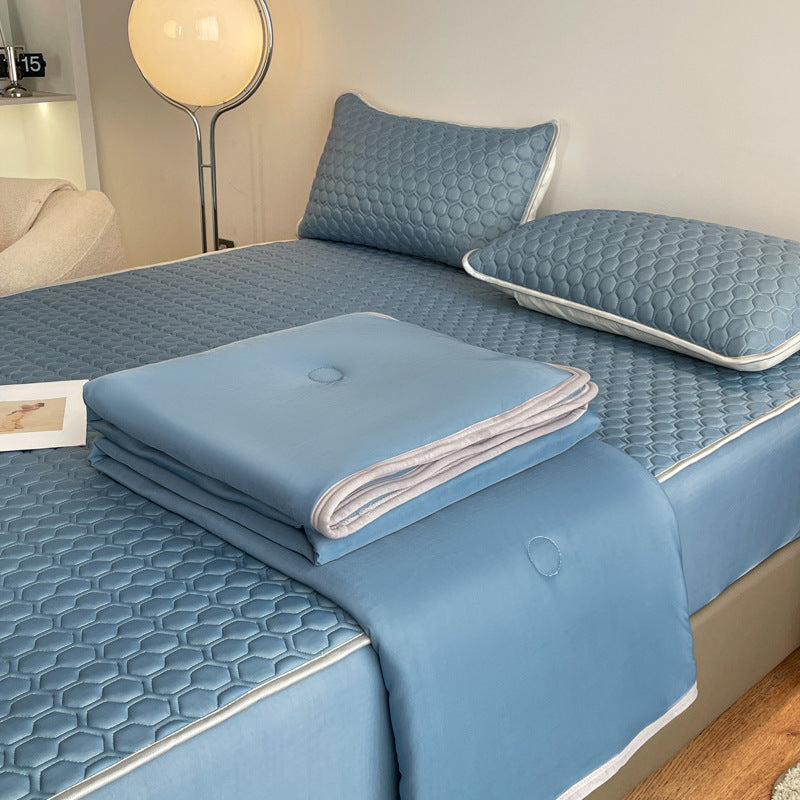Solid Colour Cooling Breathable Quilted Latex Bed Sheet Set with Mattress Protector