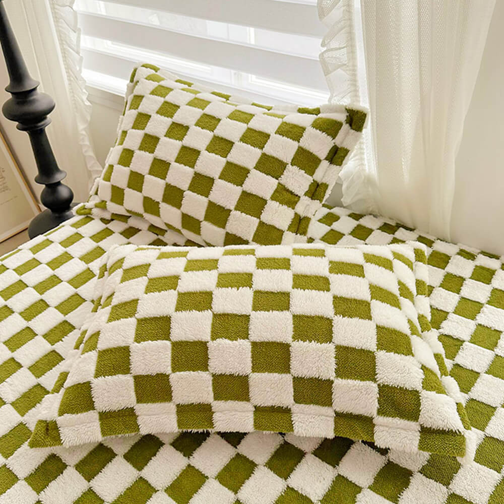 Premium Soft Chequerboard Plush Fitted Sheet Mattress Cover