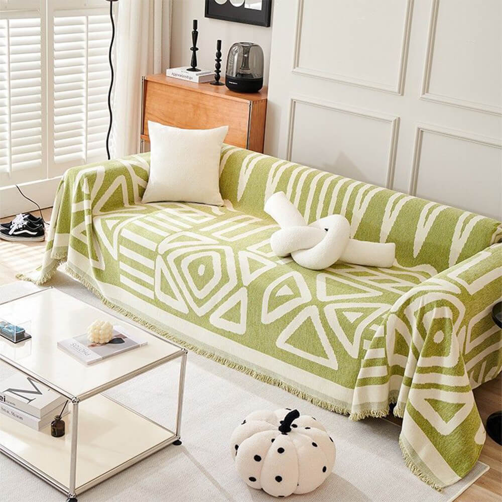 Five-Colour Geometric Couch Cover - Bold Patterns for a Modern Look