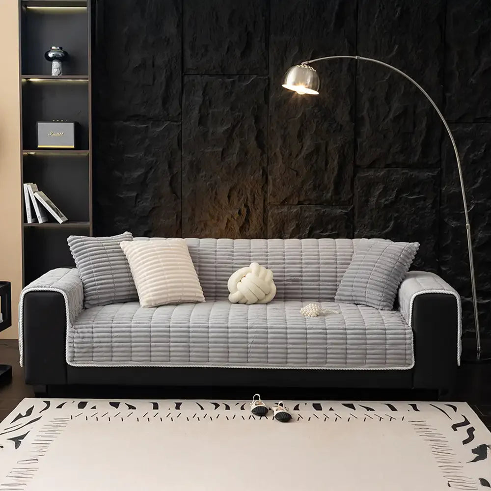 Waterproof One-Piece Cozy Flannel Sofa Protection Non-Slip Outdoor Couch Cover