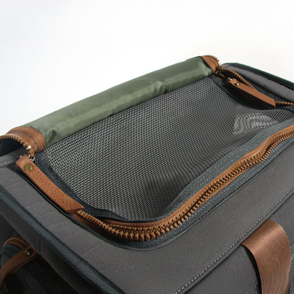 Dual-Colour Breathable Waterproof Canvas Outdoor Pet Carrier Backpack
