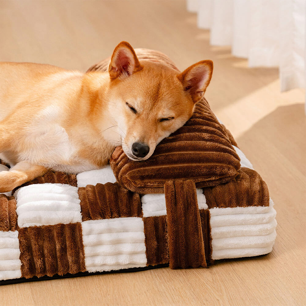 Handmade Plush Chequerboard Orthopaedic Support Dog Bed with Pillow