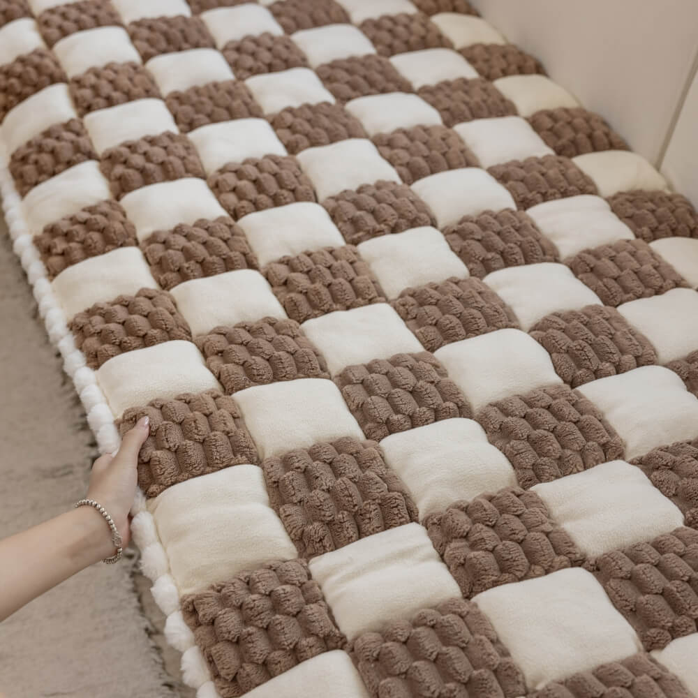 Plush Handmade Colour Block Dog Mat Soft Furniture Protector Non-Slip Couch Cover