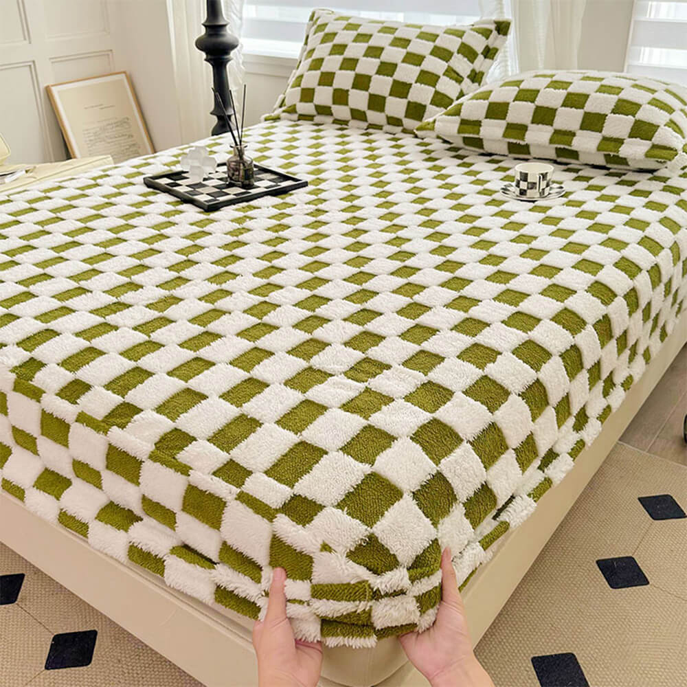 Premium Soft Chequerboard Plush Fitted Sheet Mattress Cover