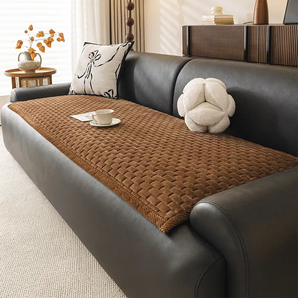 Soft Plush Scratch-Resistant Pet Mat Non-Slip Couch Cover