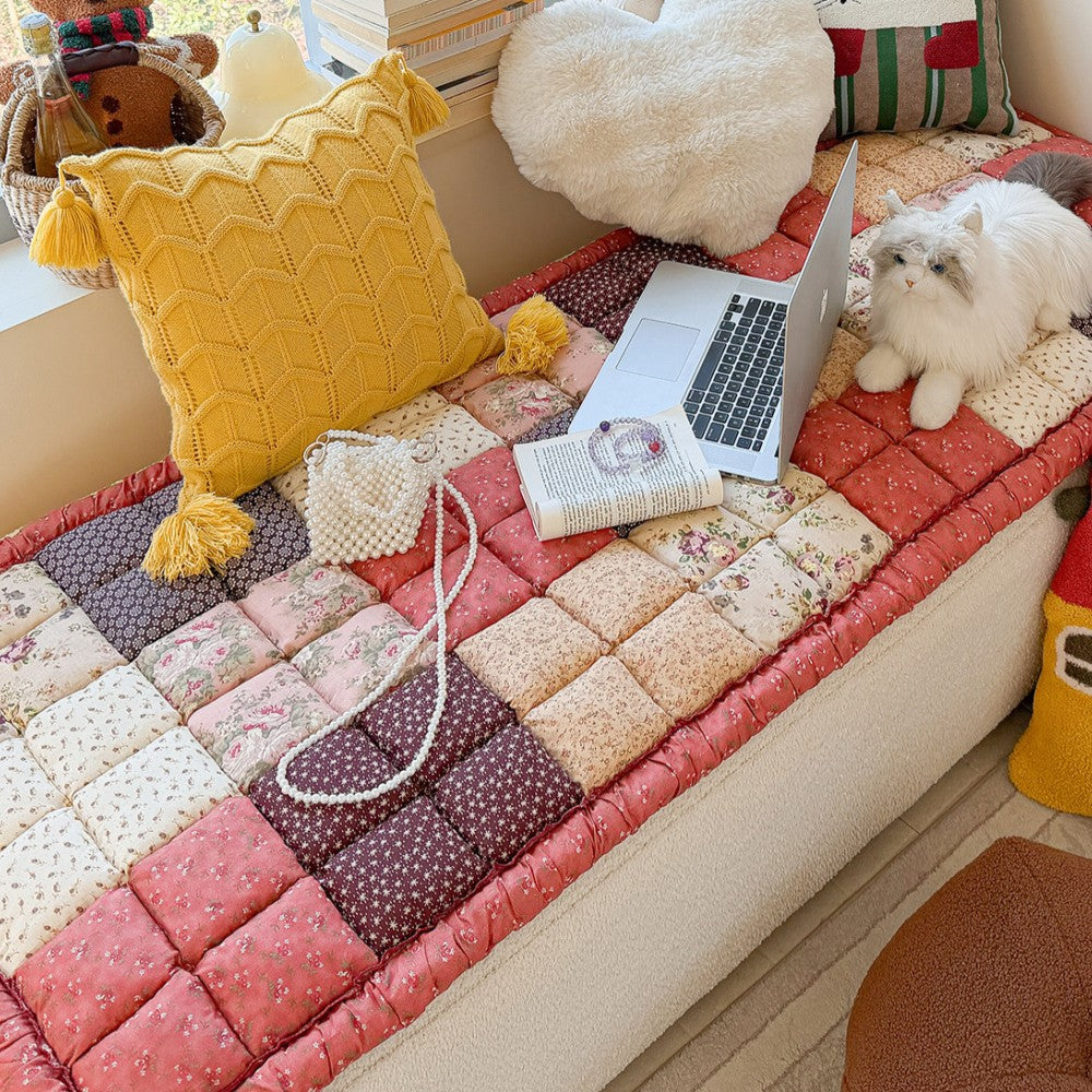 Handmade Vintage Floral Soft Stuffed Pet Mat Non-Slip Couch Cover