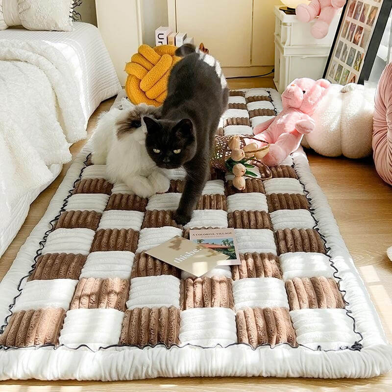 Cream-coloured Large Plaid Square Pet Carpet Bed Couch Cover