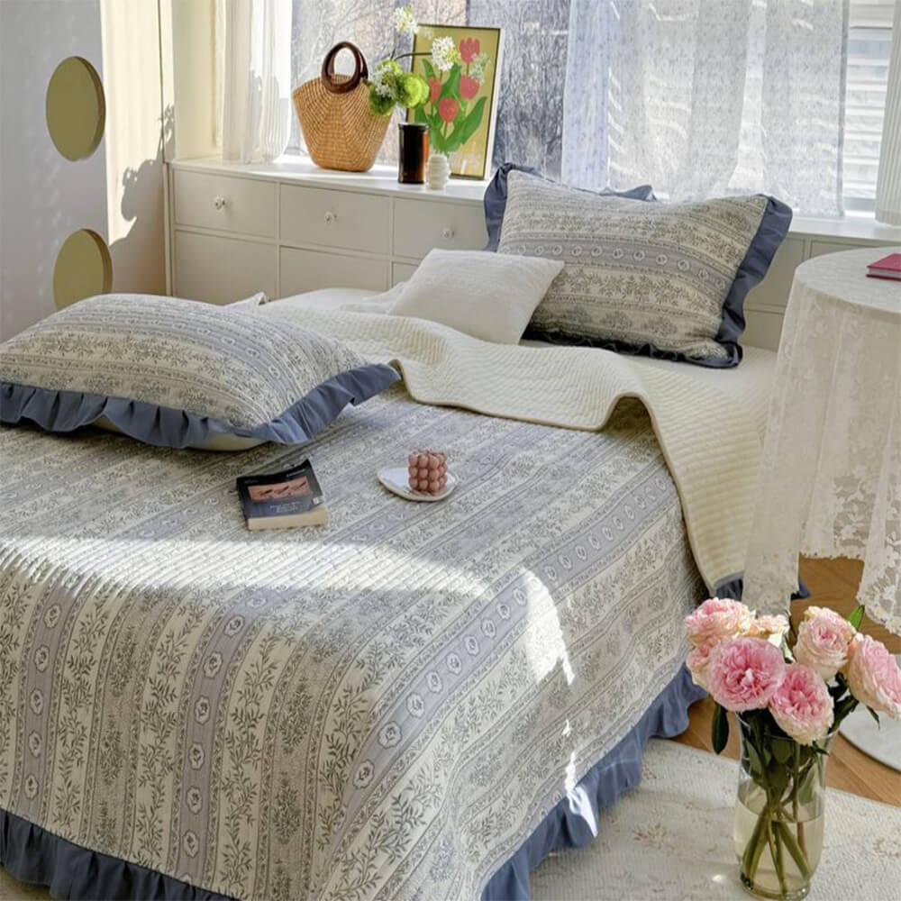 All-Season Fresh Floral Pattern Quilted Cotton Bedspread Set