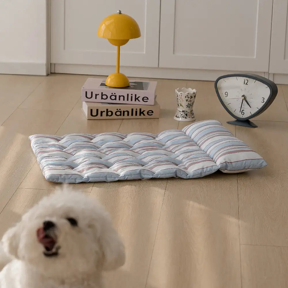 All-Season Breathable Double-Sided Neck Support Pillow Dog Bed