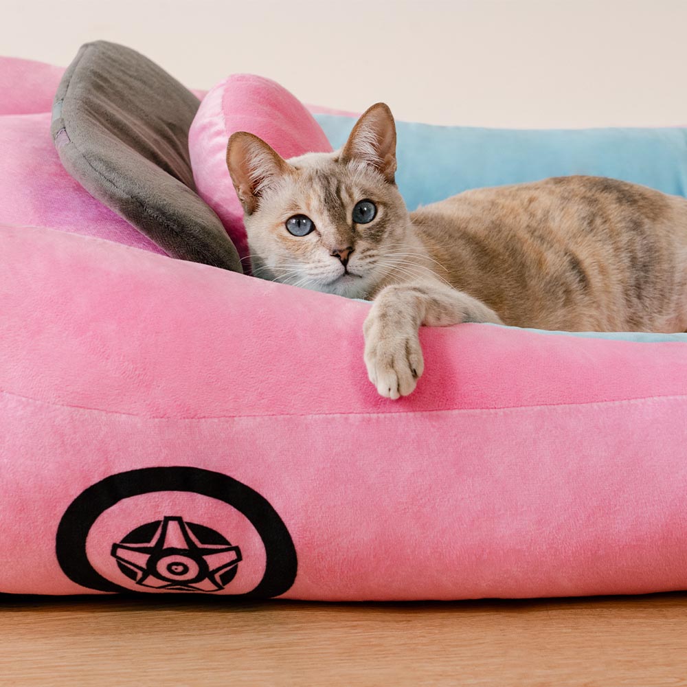 Classic Convertible Race Car Bolster Cat Bed - Fast＆Fur