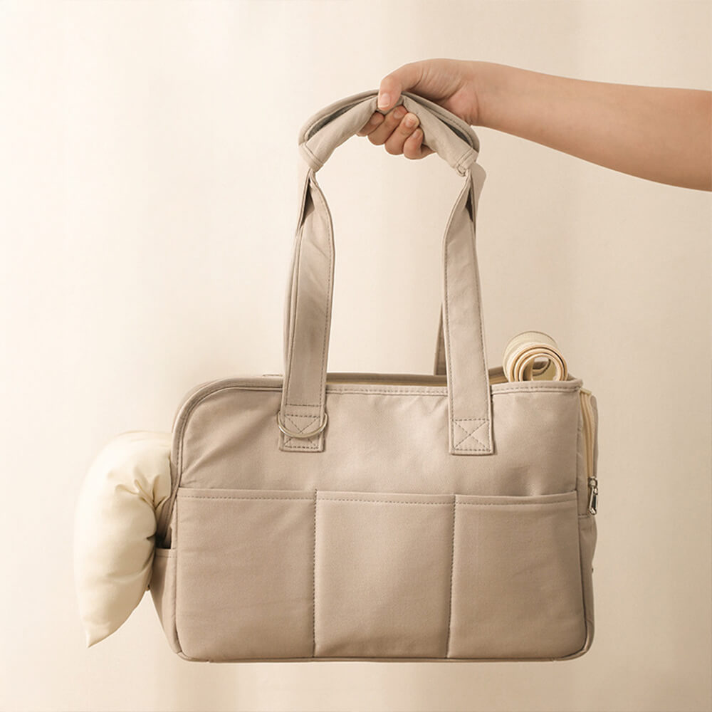 Stylish Plaid Travel-Friendly Dog & Cat Carrier Bag