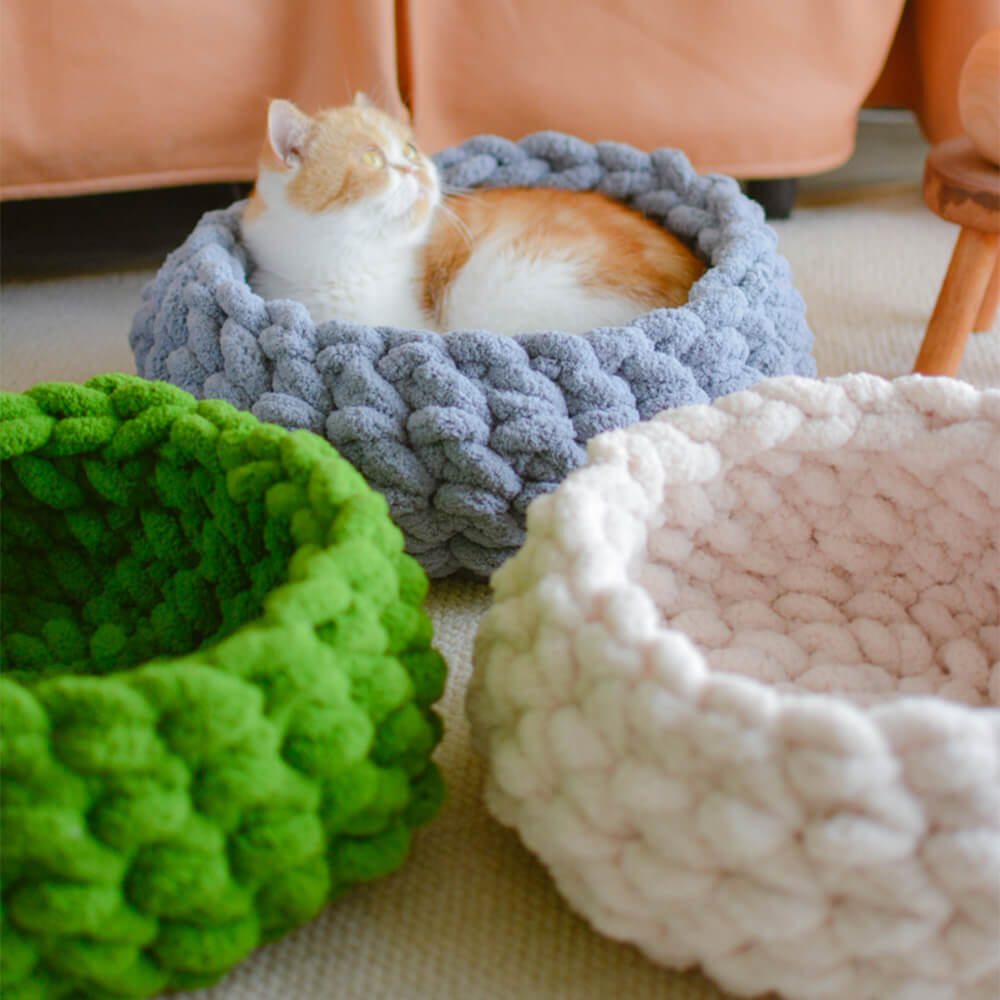 Chunky Handwoven Cozy Breathable Round Cat Nest Bed