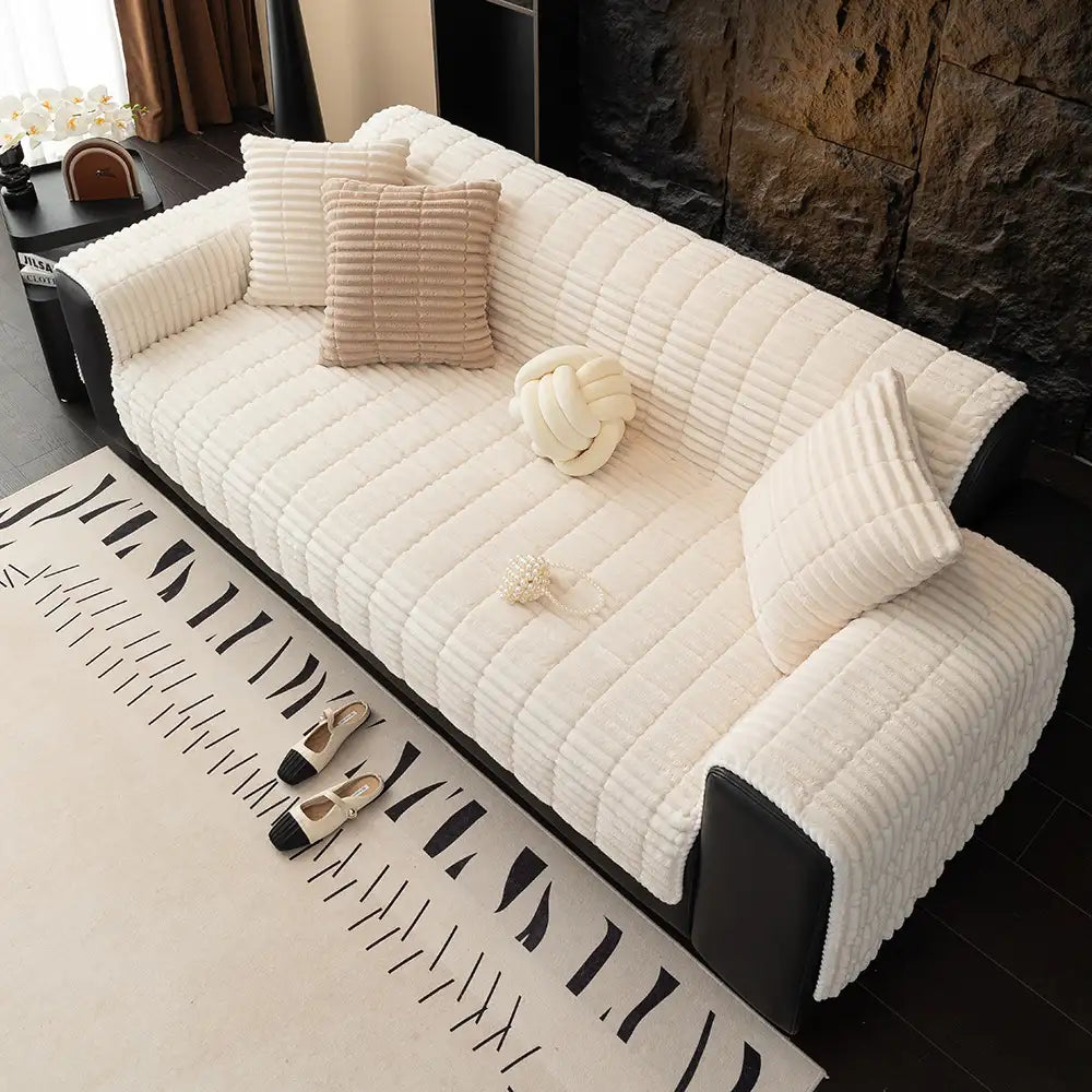 Waterproof One-Piece Cozy Flannel Sofa Protection Non-Slip Outdoor Couch Cover
