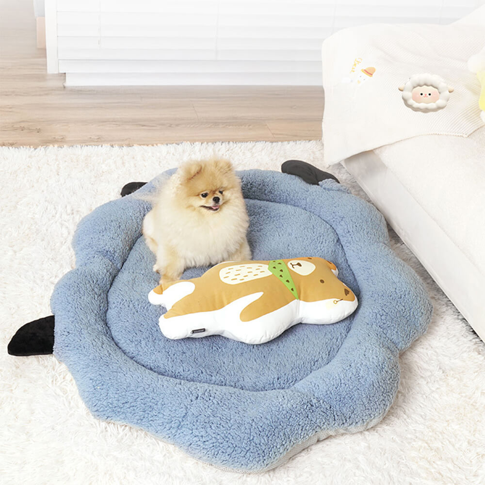 Sheep Shaped Cotton Velvet Warm Multi-Functional Dog & Cat Mat