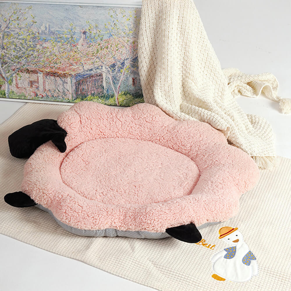 Sheep Shaped Cotton Velvet Warm Multi-Functional Dog & Cat Mat