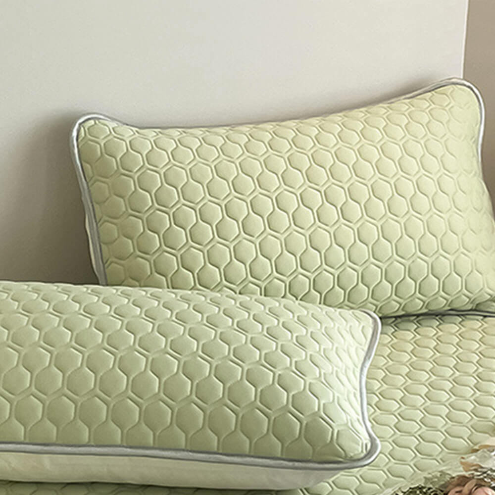Solid Colour Cooling Breathable Quilted Latex Bed Sheet Set with Mattress Protector