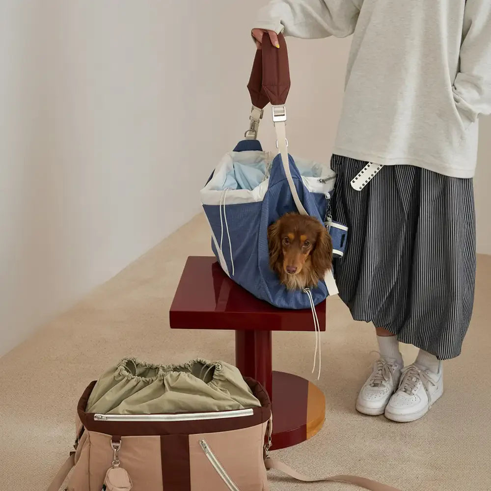 Vintage Breezy Outdoor Waterproof Large-Capacity Travel Pet Carrier Bag