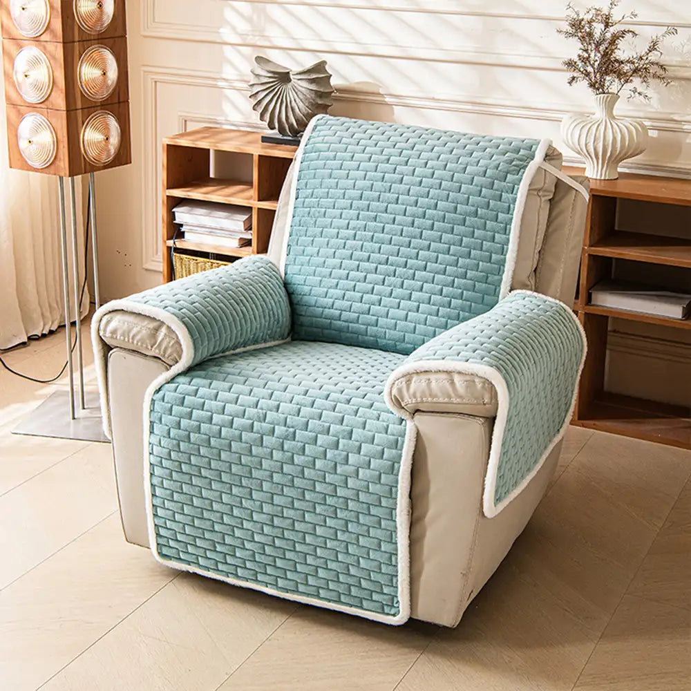 One-Piece Plush Scratch-Resistant Couch Covers with Elastic Straps