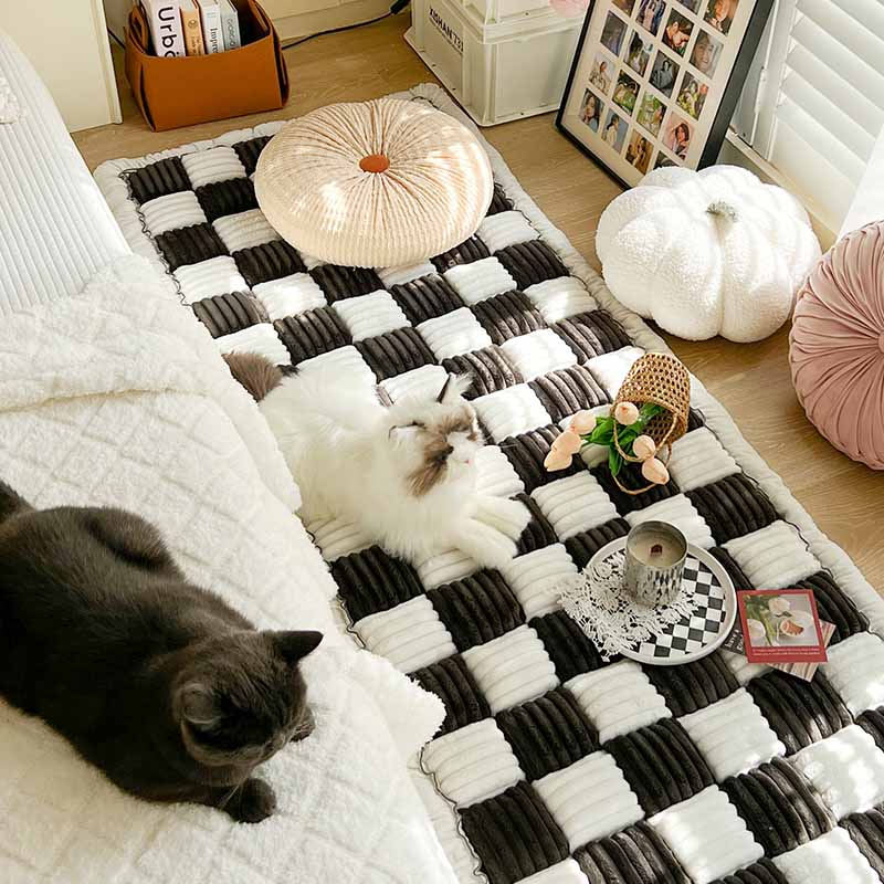 Cream-coloured Large Plaid Square Pet Carpet Bed Couch Cover