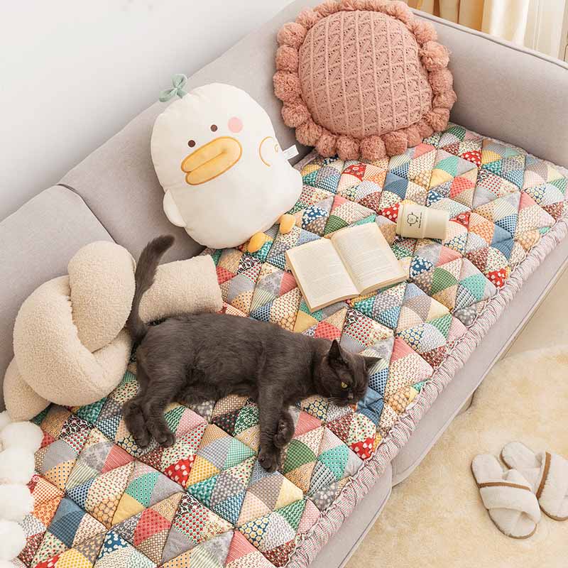 Garden Chic Cotton Pet Friendly Protective Couch Cover